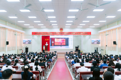 PHÂN HIỆU HỌC VIỆN HÀNH CHÍNH VÀ QUẢN TRỊ CÔNG TẠI TP. HỒ CHÍ MINH TỔ CHỨC LỄ KHAI MẠC TUẦN SINH HOẠT CHUYÊN ĐỀ ĐẦU KHÓA NĂM HỌC 2026-2027