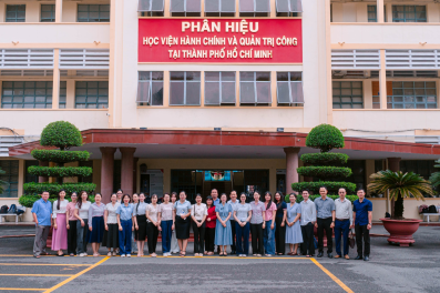 LỄ KHAI GIẢNG CÁC LỚP THẠC SĨ TRÚNG TUYỂN ĐỢT 1 NĂM 2026 TẠI PHÂN HIỆU